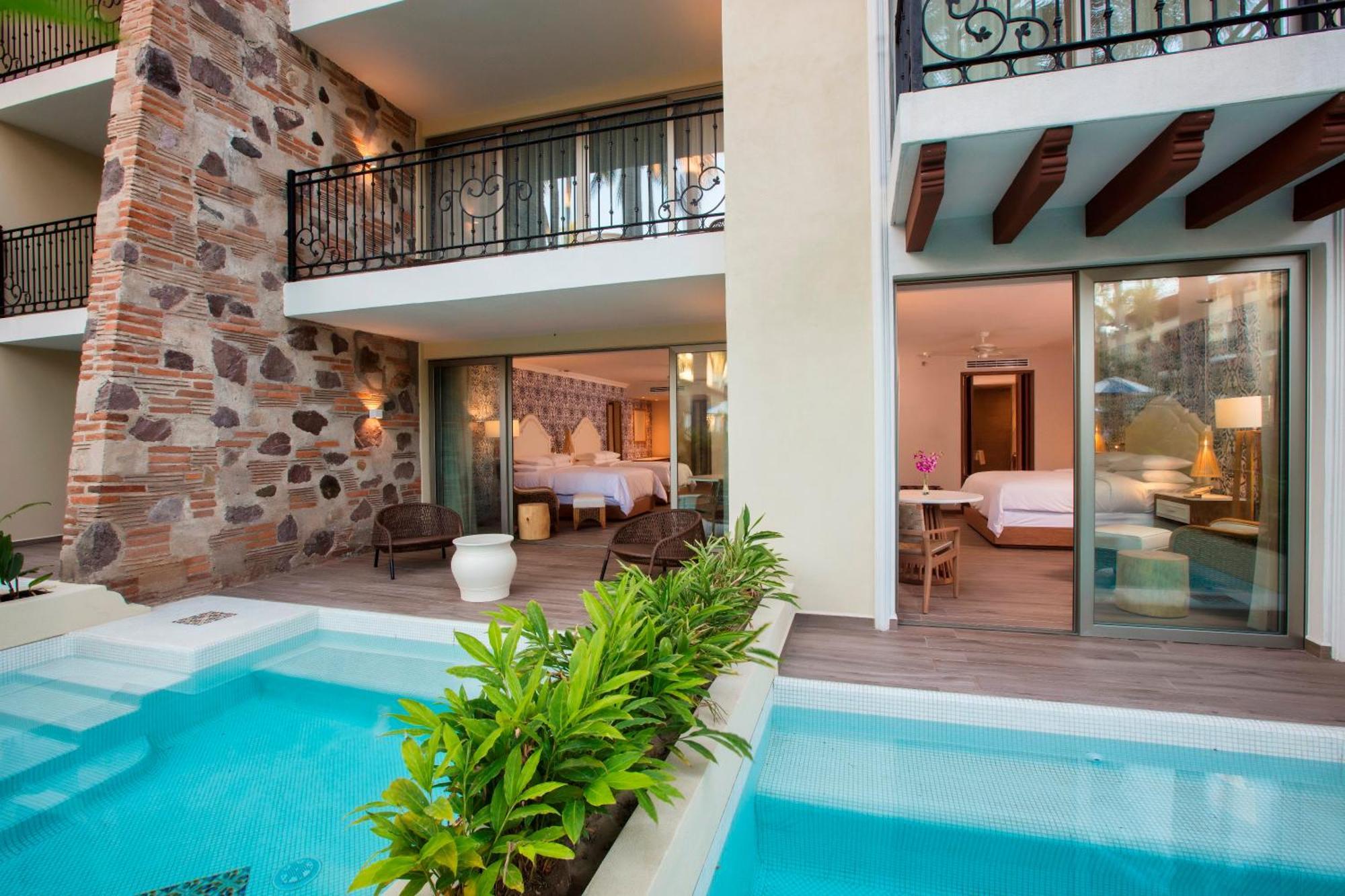 Suite with Private Pool,1234932014:JPEG