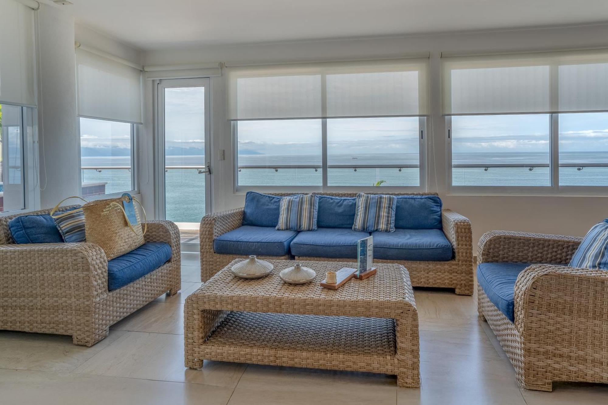 Exclusive Penthouse Casa Don Martin beachfront private plunge pool 2 bedroom 2 king beds
