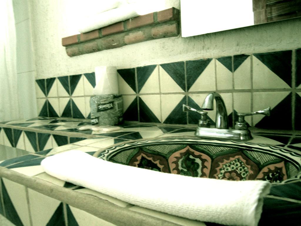 Studio Kitchenette