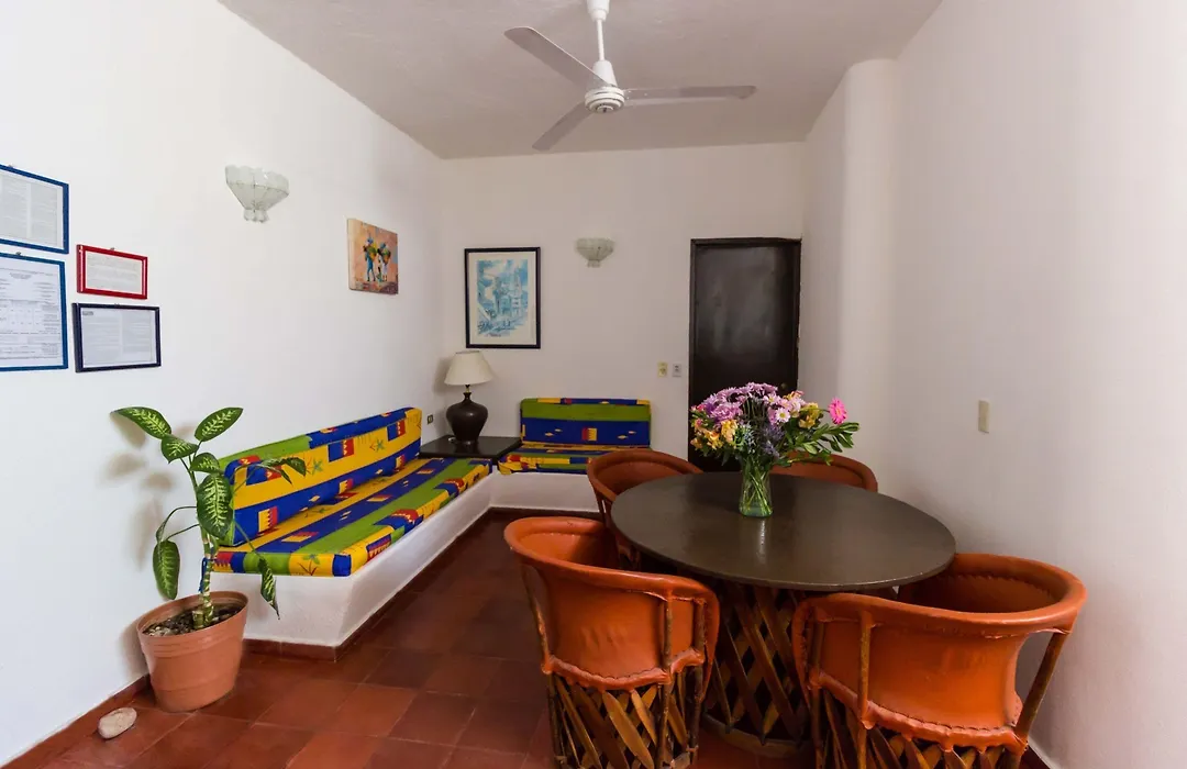Suites Plaza del Rio - Family Hotel Malecón Centro-1