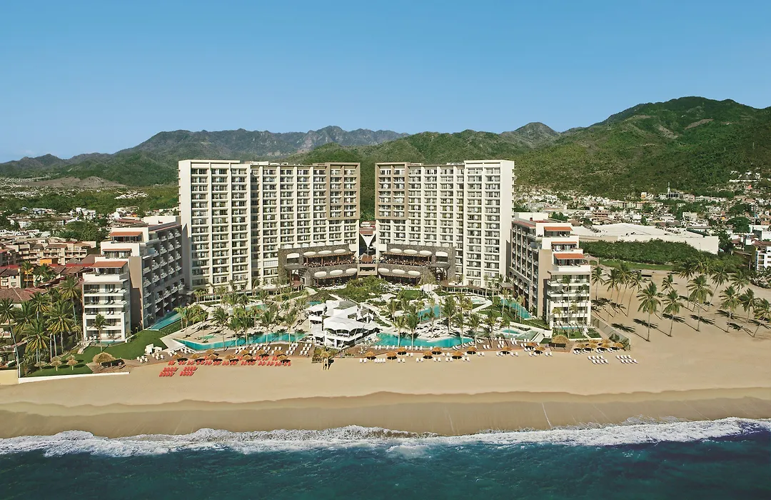 Dreams Vallarta Bay Resorts & Spa-1