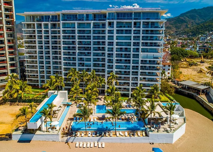 Harbor 171 Oceanfront Residences #3009 Puerto Vallarta
