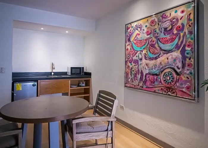 La Iguana Vallarta Lgbt Adults Only - Romantic Zone - Party Clubbing Street Puerto Vallarta