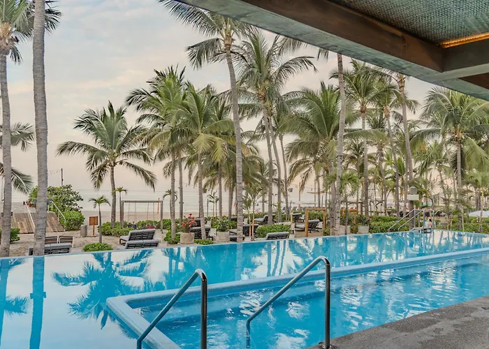Hoteles en Puerto VallartaFriendly Fun Vallarta Different Experiences